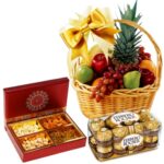 # A Fresh Healthy Combo Gift Hamper (1)