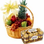 # A Fresh Healthy Combo Gift Hamper (4)